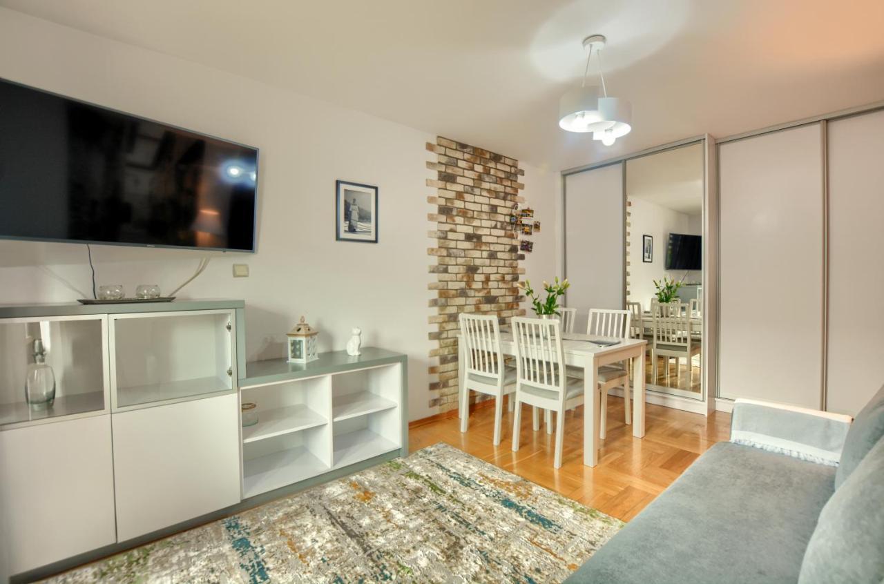 Apartamenty Bieszczadzki Aniol Ustrzyki Dolne Exterior photo