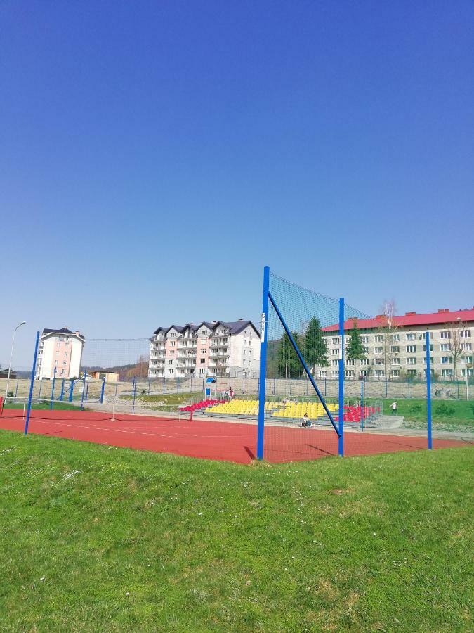 Apartamenty Bieszczadzki Aniol Ustrzyki Dolne Exterior photo